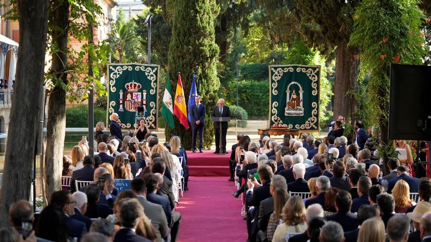 La Asociación de la Prensa de Sevilla denuncia la prohibición a los periodistas de entrar en la toma de posesión de Moreno