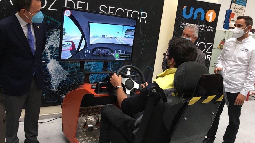 Simulador de conducción de la Escuela de Repartidores