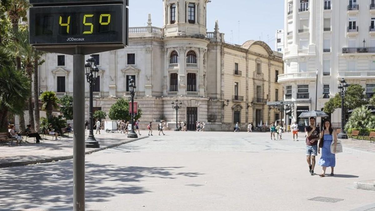 Las localidades valencianas de Xàtiva, Alzira y Guadasséquies superan los 44 grados este miércoles