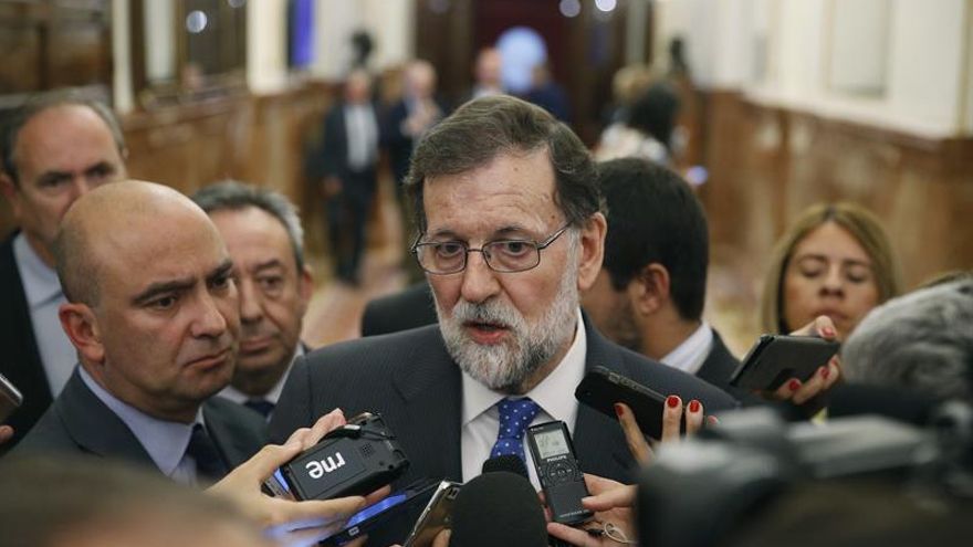 El Gobierno ratifica tras el anuncio de Puigdemont que no habrá referéndum