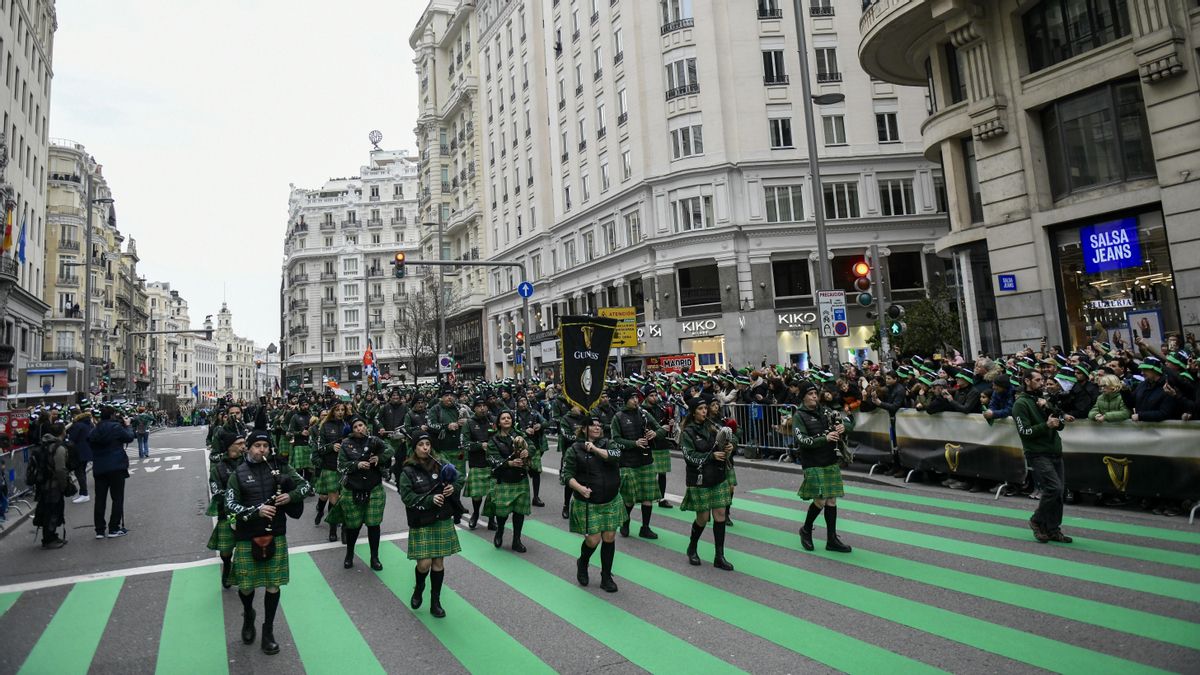 Gran desfile de gaiteros en la Gran Vía de Madrid por el día de San Patricio 2026: fecha, horario y recorrido