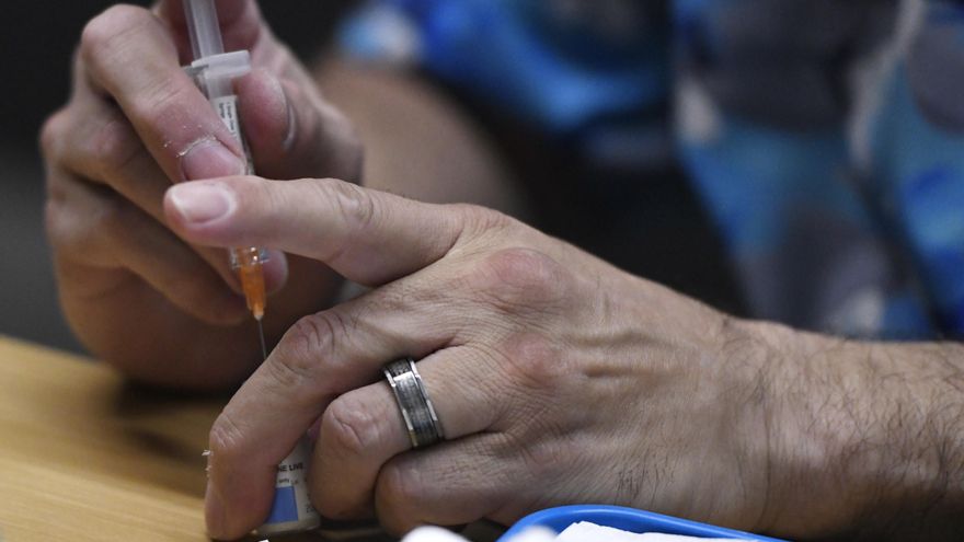 UnitedHealth pagó a residencias para reducir traslados hospitalarios, según The Guardian