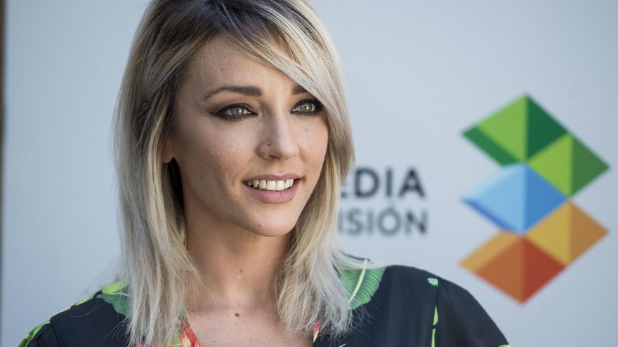 Anna Simon en la presentación de Me resbala