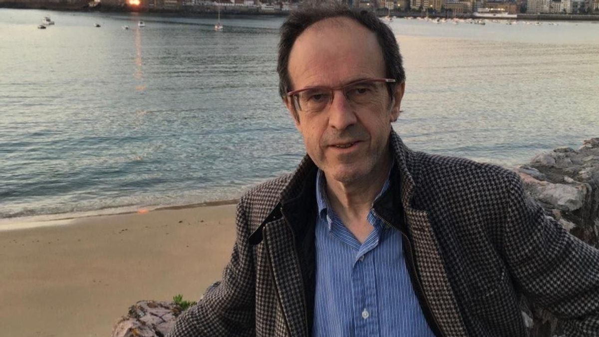 Mikel Urretabizkaia, periodista: "En el franquismo la represión era constante, yo mismo no entré en ETA por un pelo"
