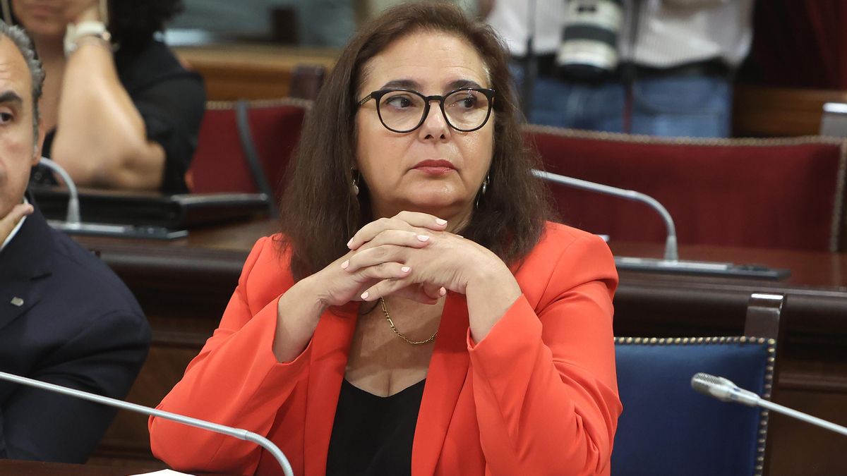 El PP cierra filas en torno a la gerente del principal hospital balear pese a la 'fuga' de cargos: "Le avala su gestión"