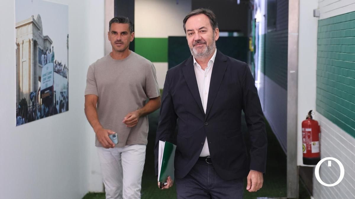 Antonio Fernández Monterrubio y Juanito en sala de prensa