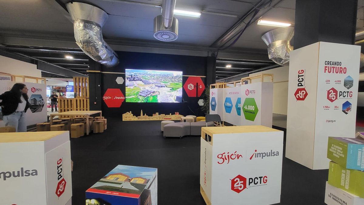 Stand de Gijón Impulsa en FIDMA