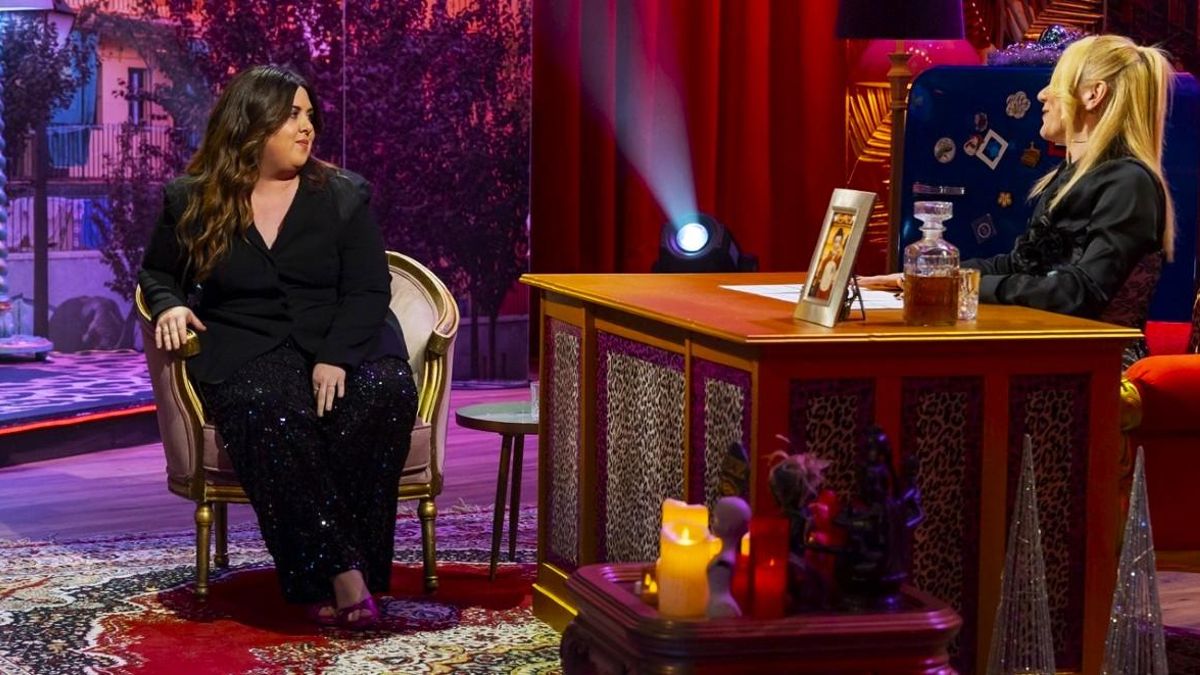 Lalachus en 'Al cielo con ella' junto a Henar Álvarez