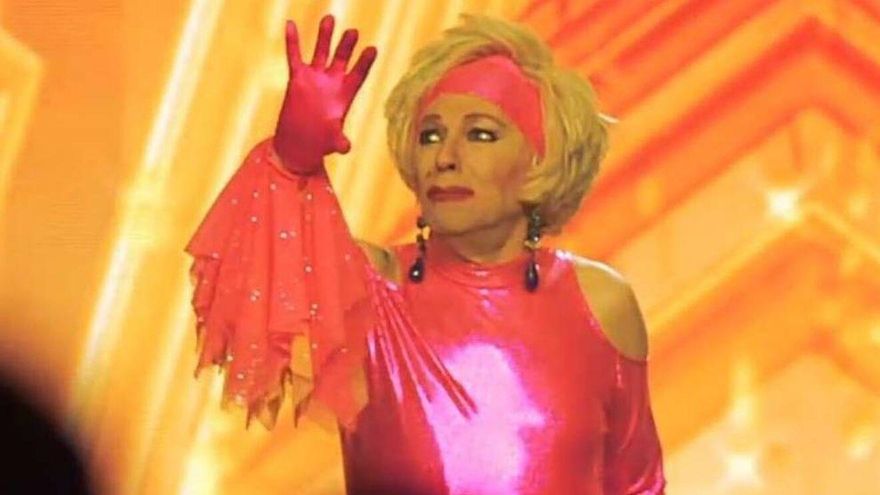 El homenaje en vida que sacó al transformista canario Xayo la mayor de las sonrisas