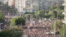 Manifestación masiva del independentismo en Barcelona para pedir la libertad de sus líderes