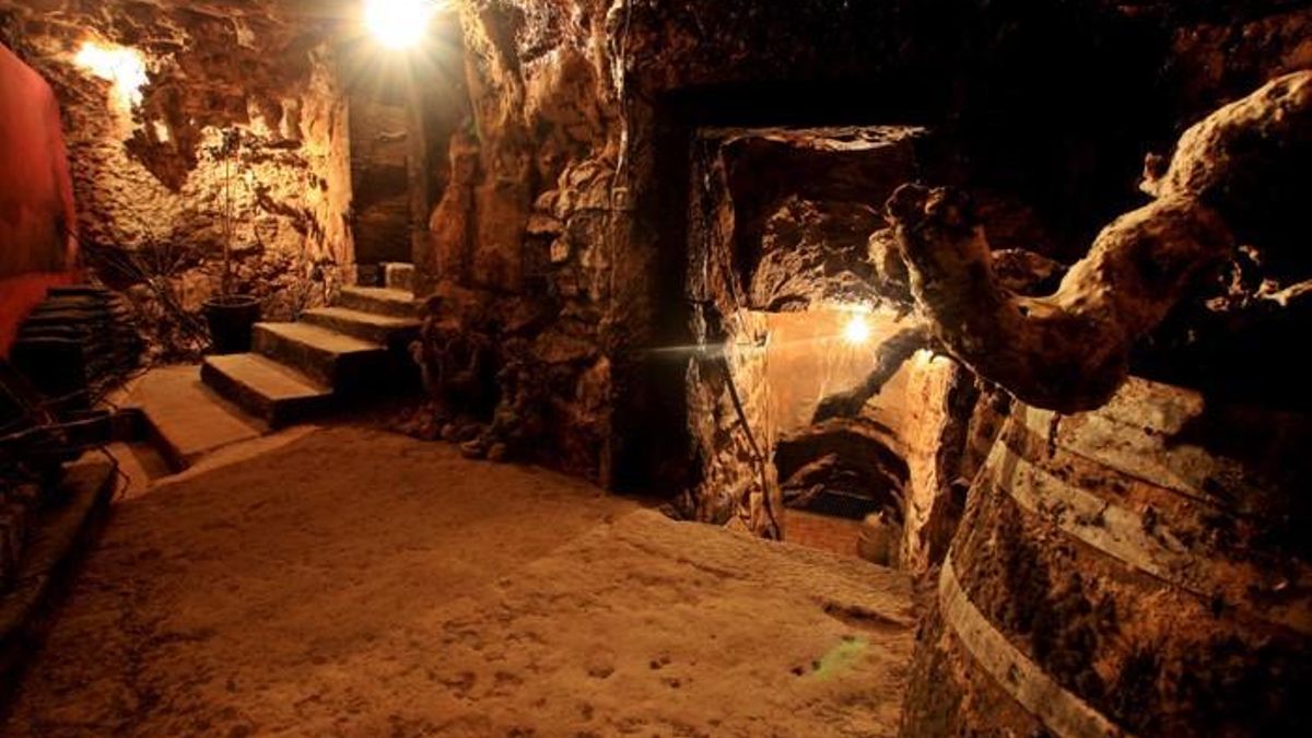 Por La Rioja pide una Ley de Realidad Rural que impulse la rehabilitación de calados y barrios de bodegas