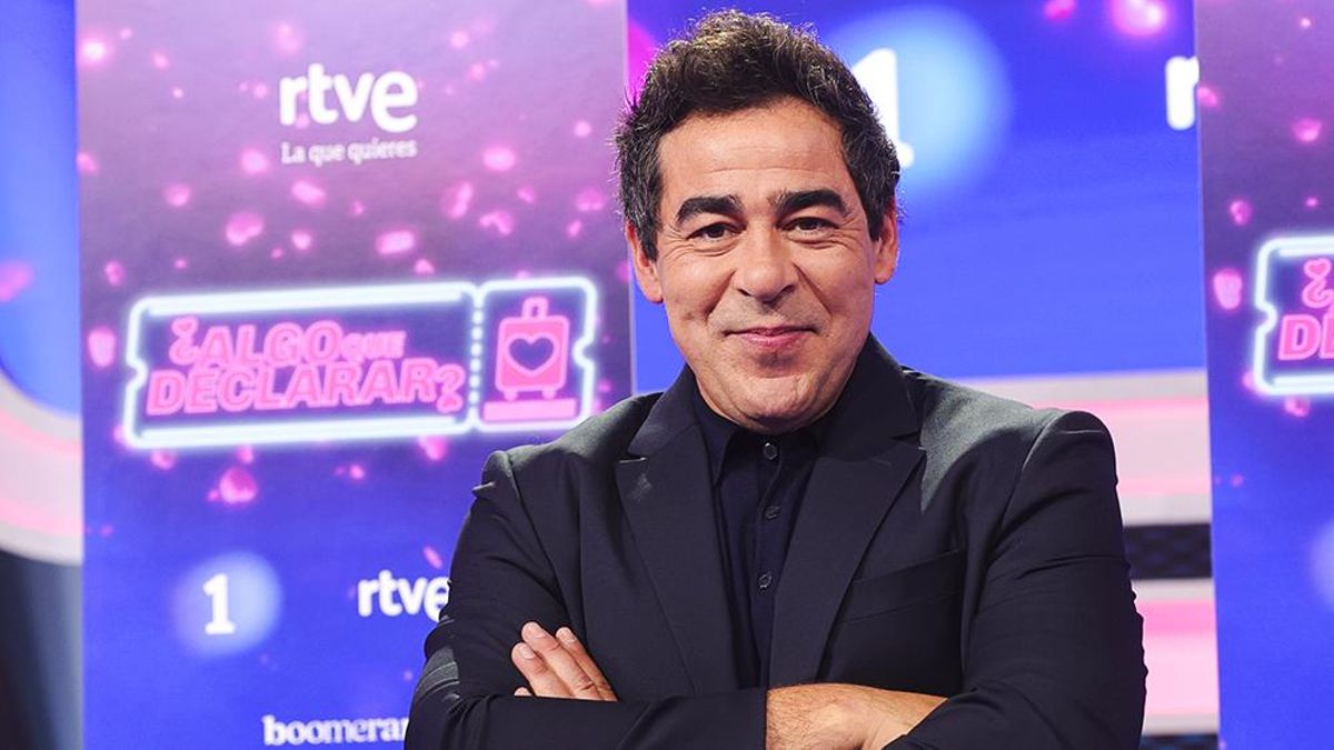 RTVE presenta su dating show con el "comandante del amor" Pablo Chiapella: "Vamos al contrario que en la vida real"