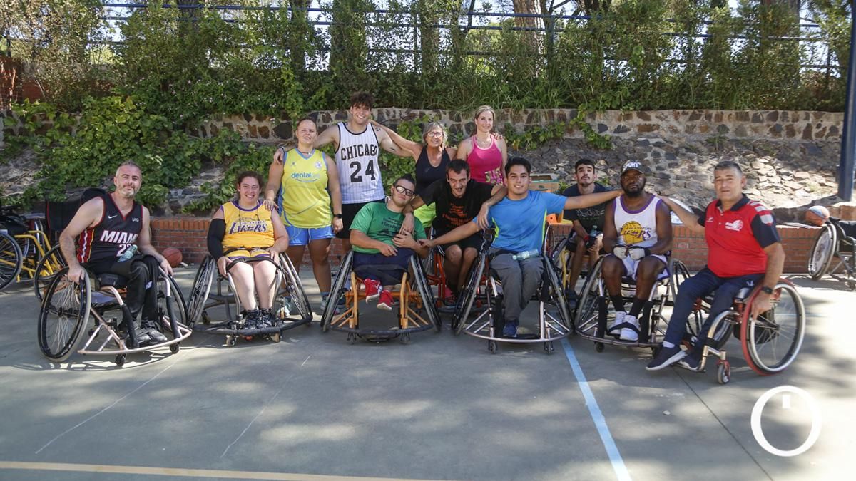 Cerro Muriano vibra con el baloncesto en silla de ruedas