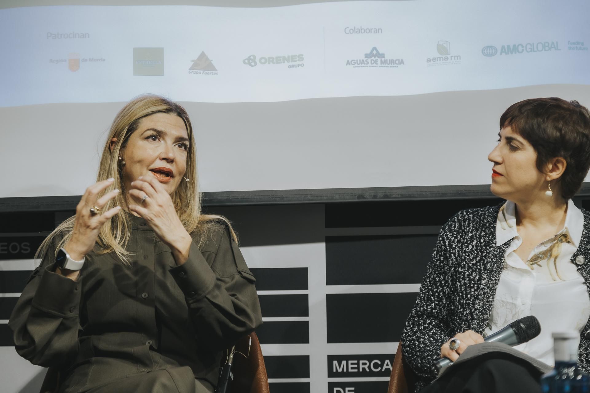 Pilar Megía, responsable de Desarrollo Sostenible y RSC de Aguas de Murcia: "Cuando se escoge un producto no solo se fija el consumidor en el precio, también en la calidad, en cómo se hace"