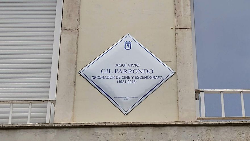 Recordando a Gil Parrondo en su casa de Chamberí