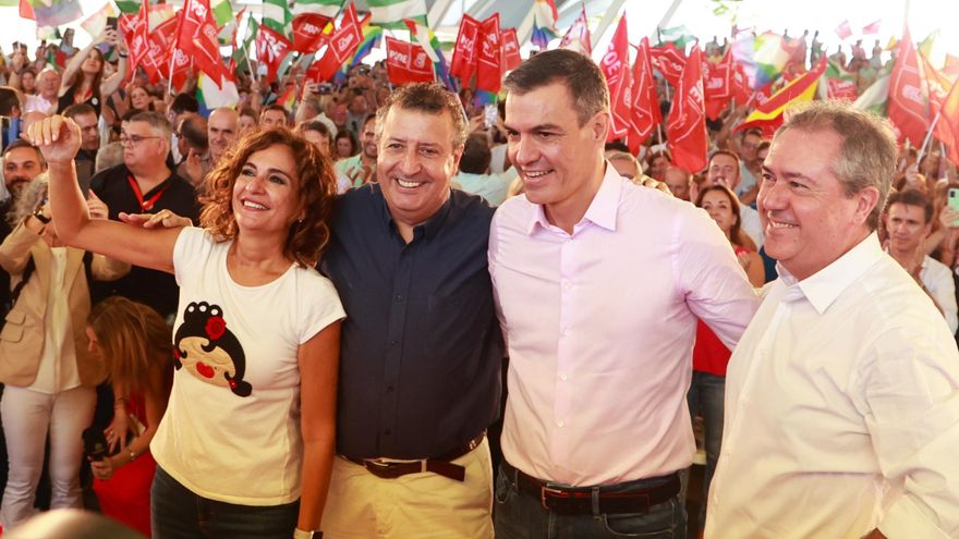 El PSOE andaluz enchufa adrenalina a Sánchez para encarrilar su investidura: "¡Lealtad, blindemos al presidente!"
