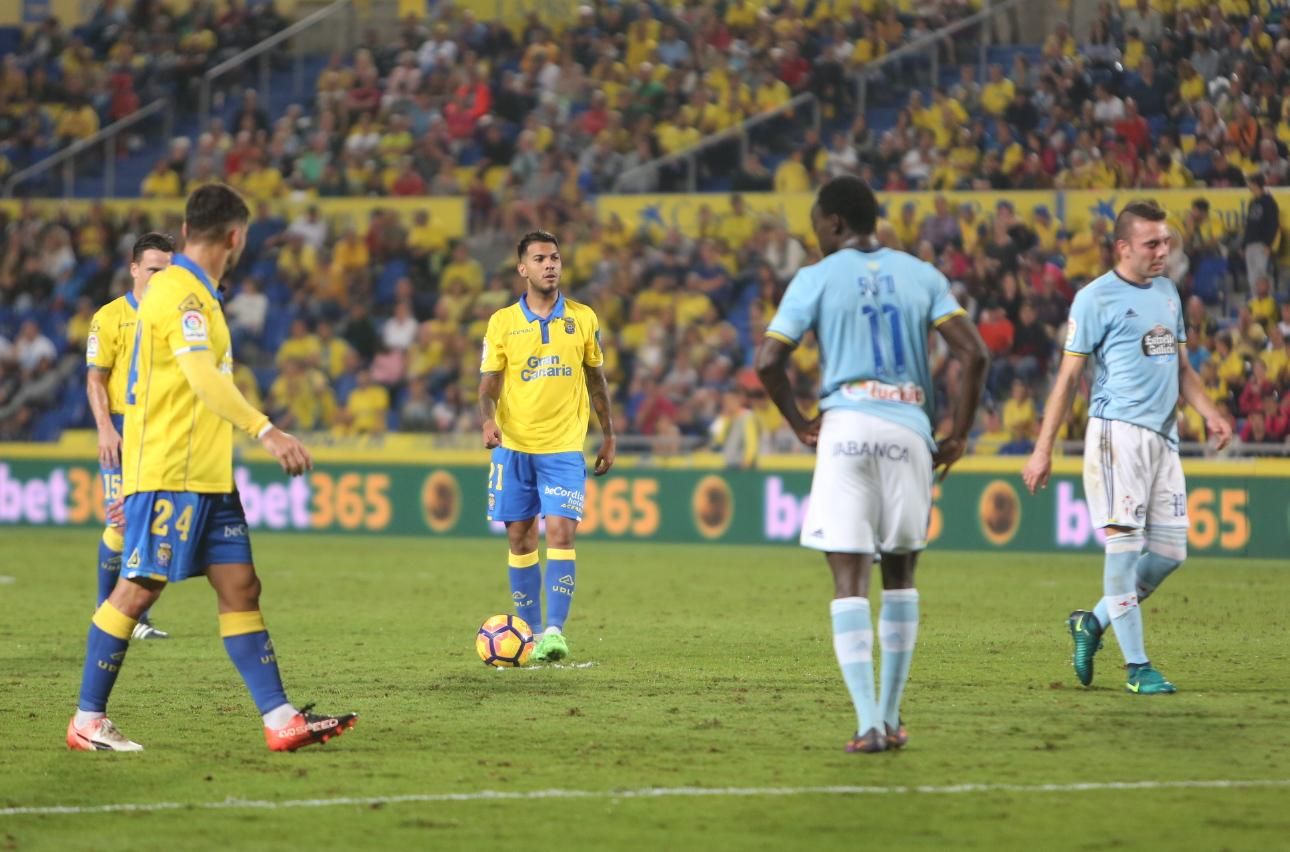 Imágenes del partido disputado en el Estadio de Gran Canaria entre la UD Las Palmas y el Celta de Vigo. Alejandro Ramos.