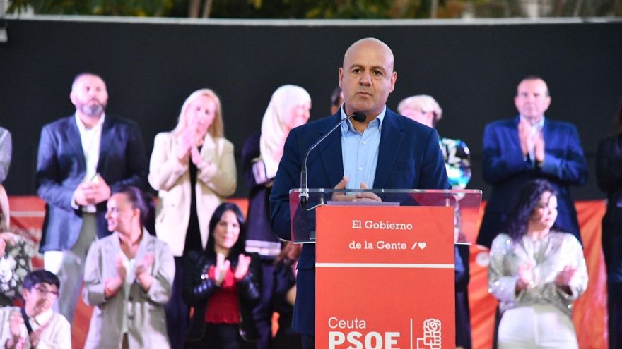 El líder del PSOE de Ceuta dimite enfrentado a su grupo parlamentario entre acusaciones de corrupción