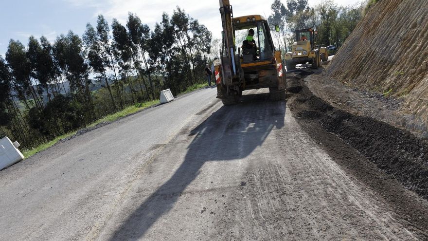 Obras en una zona rural de Cantabria.