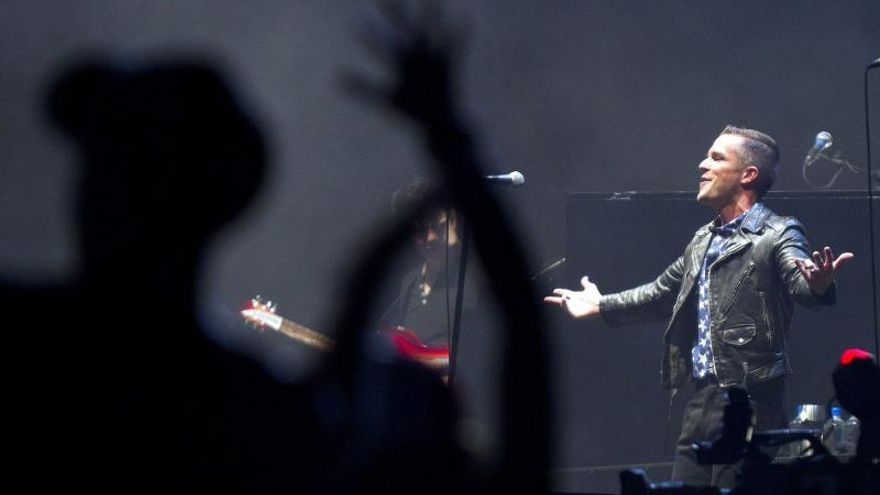 En la imagen el cantante de The Killers, Brandon Flowers.