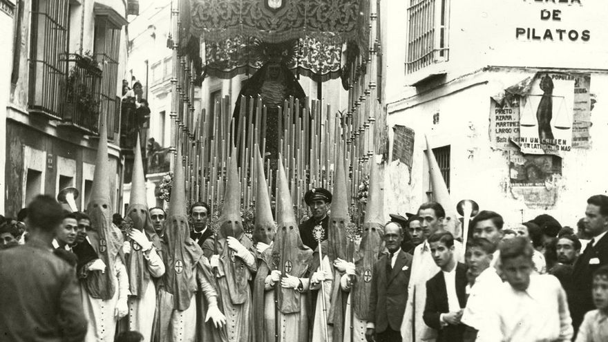 La Semana Santa del Frente Popular en Sevilla: un éxito inesperado pese al boicot de la derecha y a la Macarena escondida