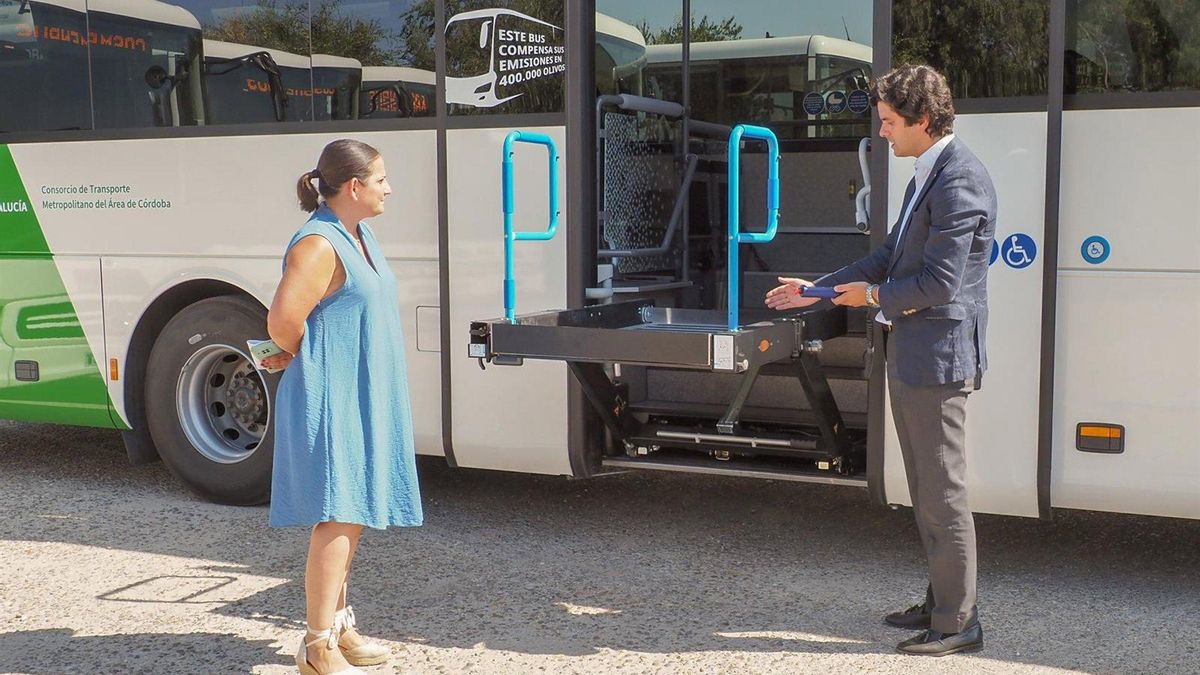 El Consorcio de Transportes incorpora diez nuevos autobuses híbridos en Córdoba