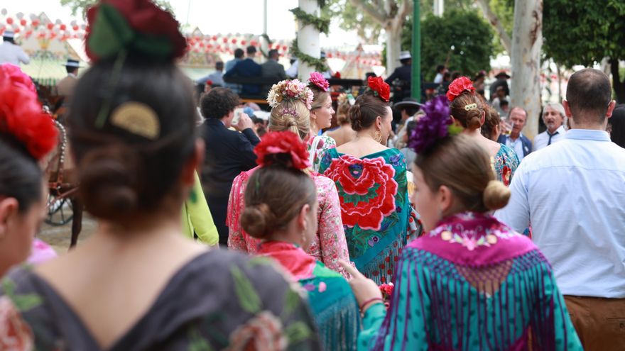 Sevilla va camino de vivir la Feria de Abril más multitudinaria de su historia