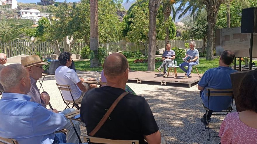 ‘Vivir sobre el volcán’ se presenta en el parque Antonio Gómez Felipe de Los Llanos