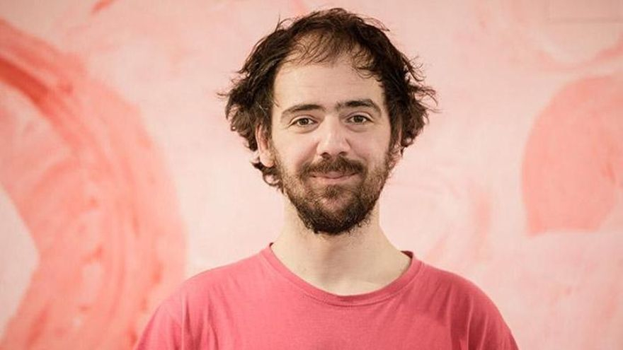 Joan Yago: "Haciendo teatro no cambiaremos el mundo, pero no tenemos más remedio que seguir intentándolo"