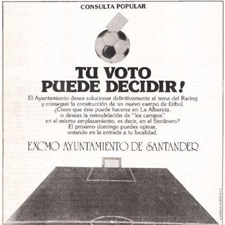 Anuncio en la prensa del Ayuntamiento de Santander animando a votar sobre el futuro del campo del Racing.