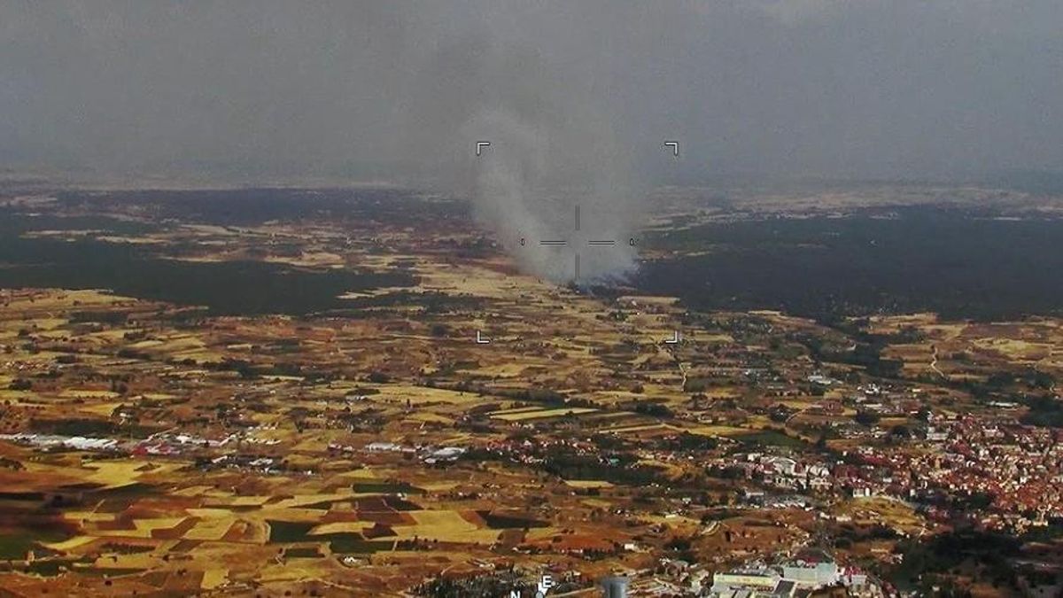 Arde una zona boscosa cerca de Aranda de Duero, en Burgos, con riesgo alto para la población