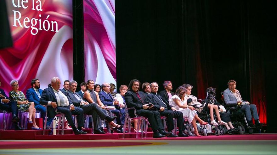 Luis Cobos y Alejandro Arellano reciben la Medalla de Oro: "Castilla-La Mancha no es solo un lugar, es una manera de ser"