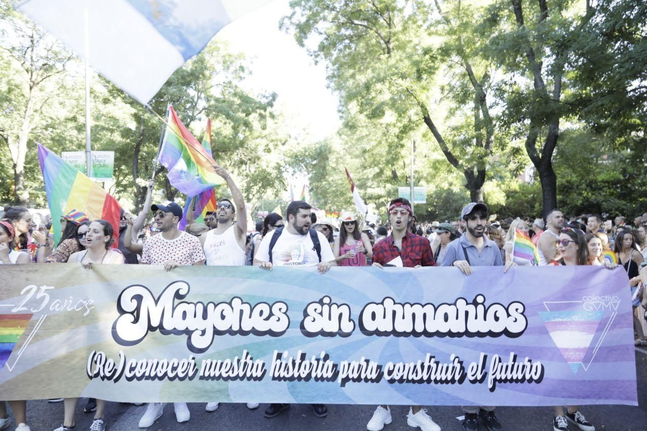 Una de las pancartas de la marcha del Orgullo / Marian León