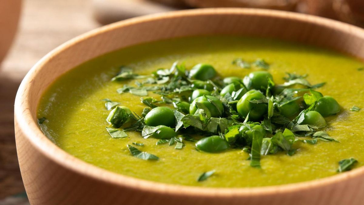 Sopa de guisantes y coco