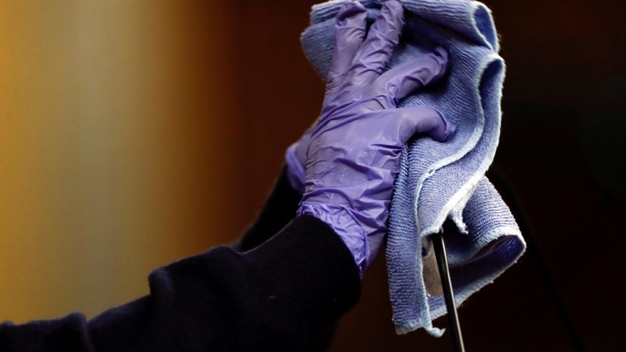 Colonias de bacterias: cómo detectar que es momento de tirar la bayeta