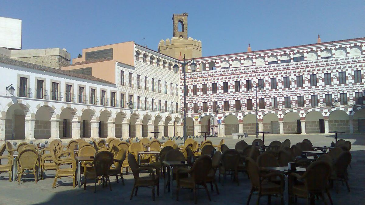 Terraza de un establecimiento de la Plaza Alta de Badajoz