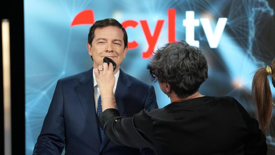 El PP se resigna en Castilla y León a entrar en un terreno desconocido, el de la pelea con Vox