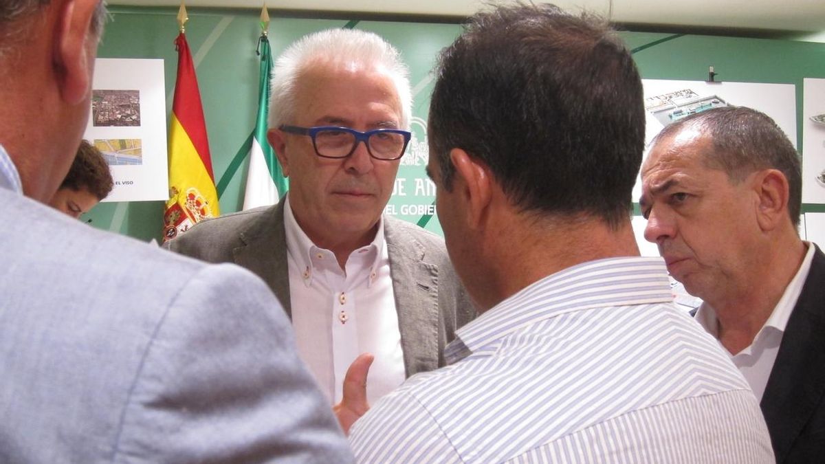 La Junta prevé aprobar el 18 de julio la Agenda por el Empleo, el "primer paso" del nuevo proceso de diálogo social