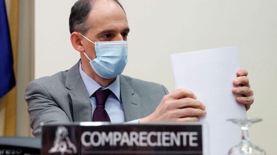 El inspector jefe de la Policía Nacional y responsable de la investigación sobre la trama de corrupción Gürtel en el PP, Manuel Morocho, comparece en la comisión del Congreso de los Diputados que investiga la operación de espionaje Kitchen, en Madrid. EFE/ Juan Carlos Hidalgo /Archivo