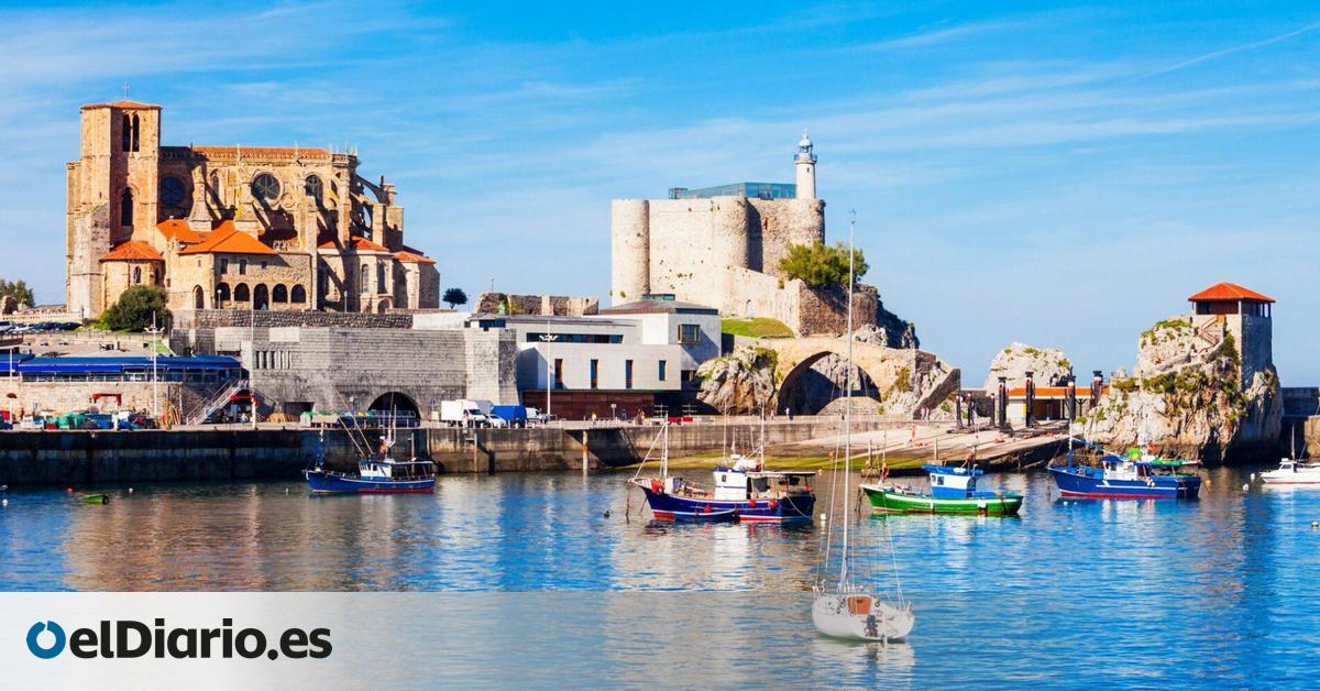 De planta pentagonal, en el interior de este castillo cántabro se construyó uno de los faros más antiguos de toda la península
