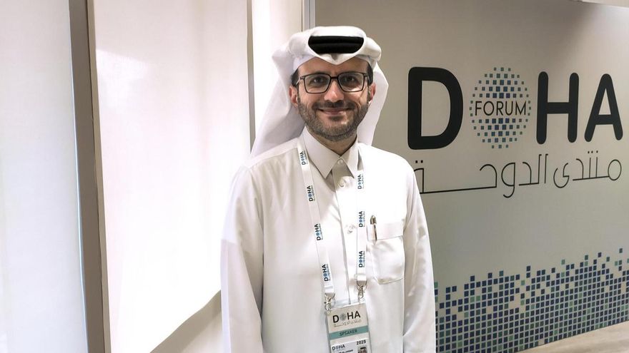 El portavoz del Ministerio de Exteriores de Qatar, Majed al Ansari, en un encuentro con periodistas en los márgenes del Foro de Doha.
