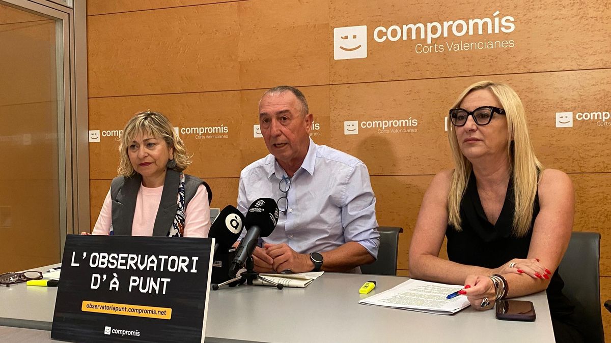 Los diputados de Compromís en las Corts Nathalie Torres, Joan Baldoví y Maria Josep Amigó, en rueda de prensa.