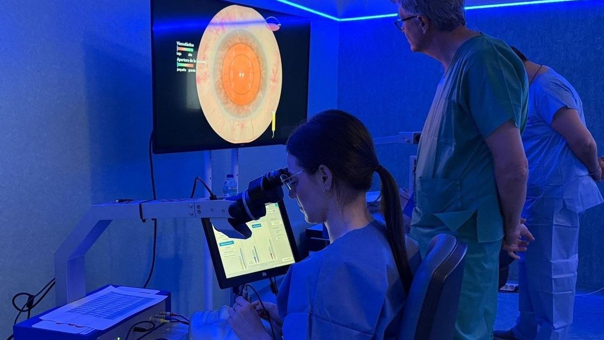 El hospital de Logroño atiende a 20 personas tras el eclipse, cuatro de ellas con lesiones compatibles con la exposición solar
