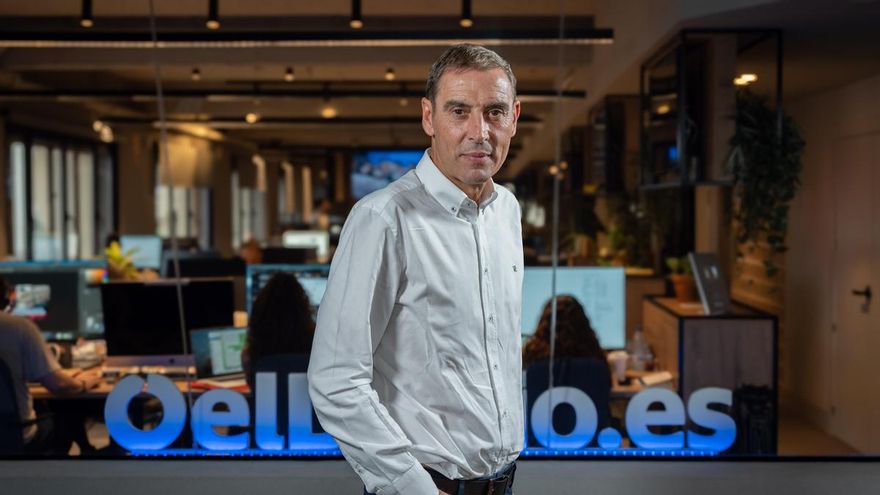 El doctor Luis Martos, en la redacción de elDiario.es