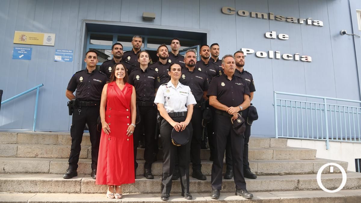 Presentación de diez policías en prácticas de la 38ª promoción de la Escala Básica