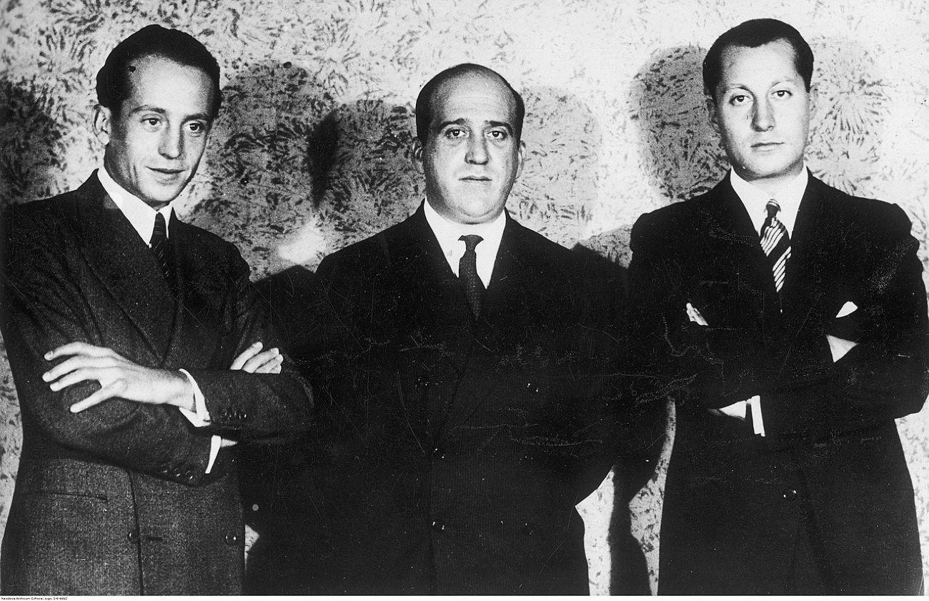 Alfonso García Valdecasas, Julio Ruiz de Alda y José Antonio Primo de Rivera en la fundación de Falange.