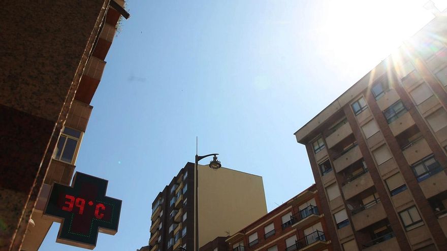 La ola de calor continuará al menos hasta el 13 de agosto alcanzando los 40 grados en la provincia leonesa, según la Aemet