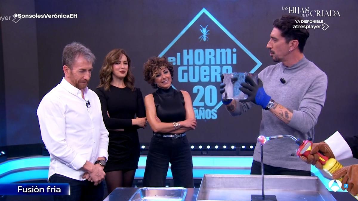 Marron reaccionó con ironía ante una duda de Motos que no supo resolver en 'El Hormiguero': "¡Científico de mierda!"