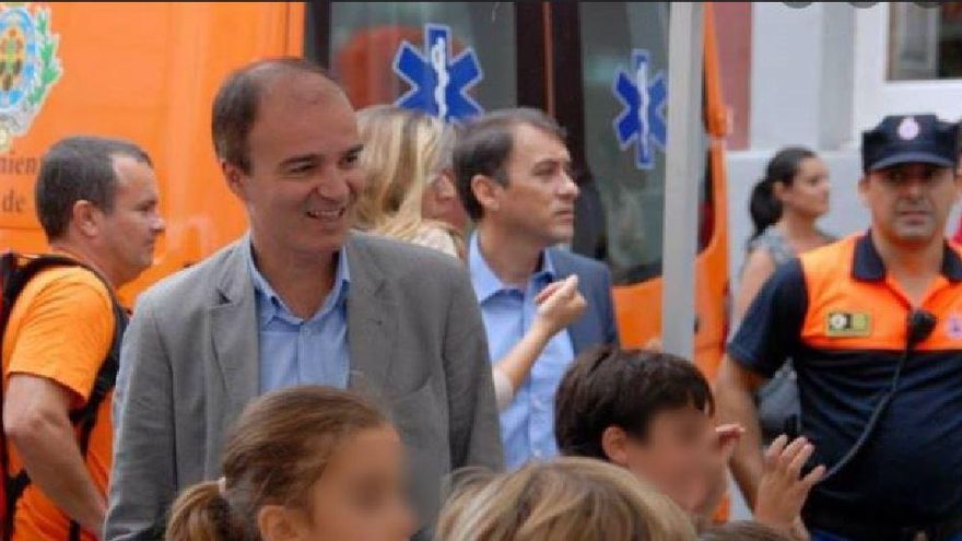 Cuando Coalición Canaria defendió al jefe de Protección Civil por su entrega “en cuerpo y alma” a sus conciudadanos