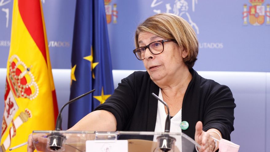 La diputada de Más País Inés Sabanés durante la rueda de prensa. EFE/Chema Moya